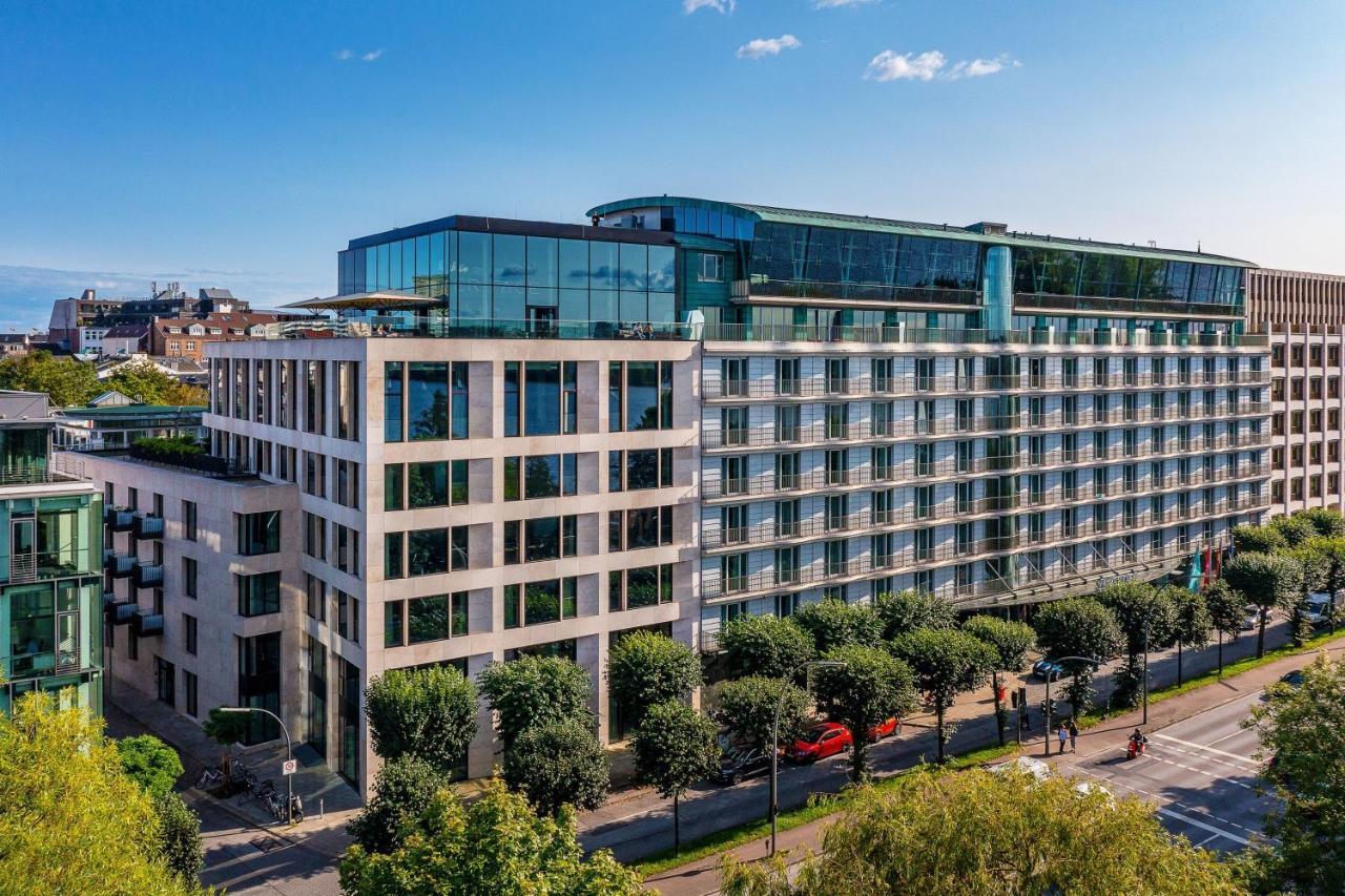 Le Meridien Hamburg Exterior foto The building of the National University of Ireland, Galway