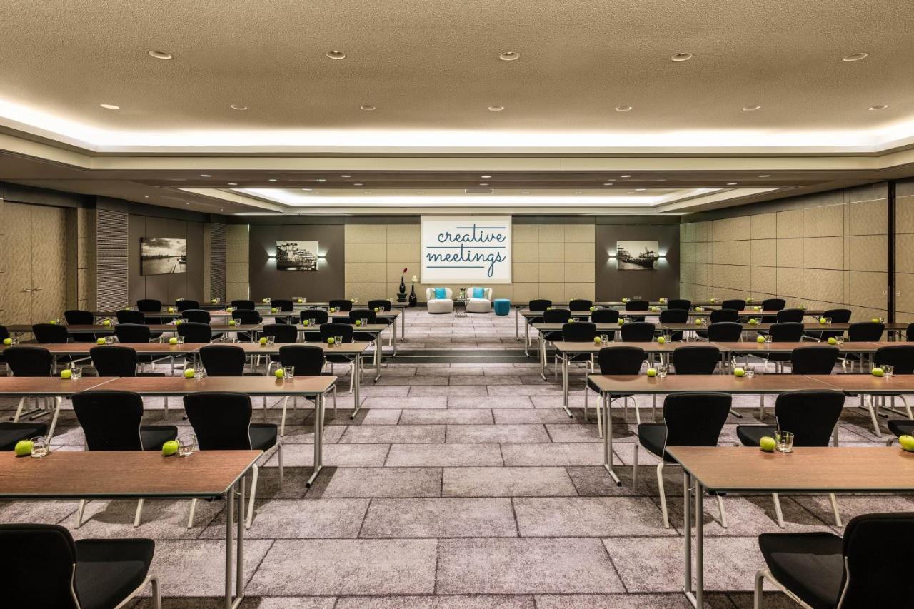 Le Meridien Hamburg Exterior foto Meeting room